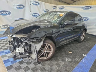 PORSCHE MACAN BASE