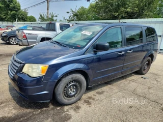 CHRYSLER TOWN & COUNTRY LX