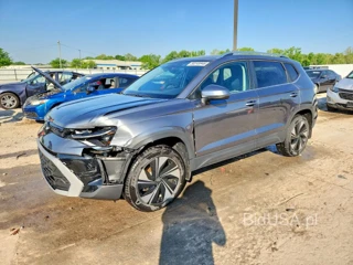 VOLKSWAGEN TAOS SE