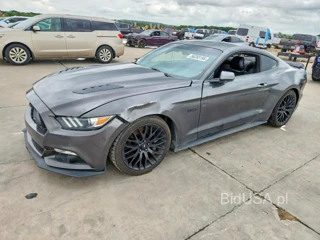 FORD MUSTANG GT