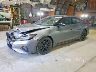 NISSAN MAXIMA SR