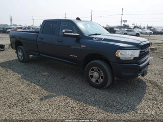 RAM RAM 3500 TRADESMAN  4X4 8' BOX