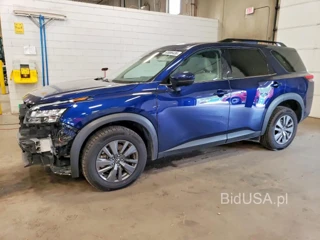 NISSAN PATHFINDER SV