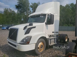 VOLVO VNL