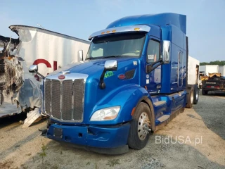 PETERBILT 589