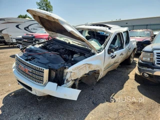 GMC SIERRA K2500 DENALI