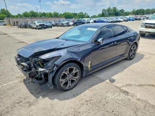 KIA STINGER GT-LINE