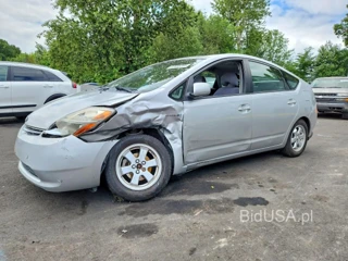 TOYOTA PRIUS BASE