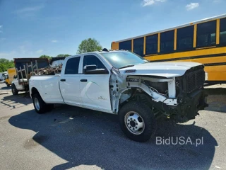 RAM 3500 TRADESMAN