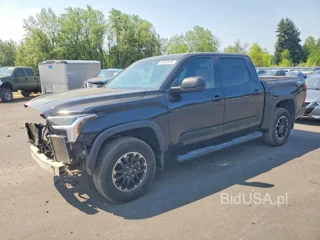 TOYOTA TUNDRA SR5