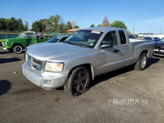 DODGE DAKOTA SLT