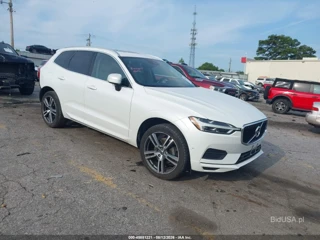 VOLVO VOLVO XC60 T5 MOMENTUM