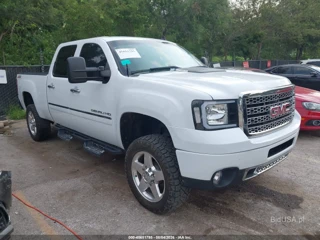 GMC SIERRA 2500HD DENALI