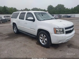 CHEVROLET CHEVROLET SUBURBAN LT