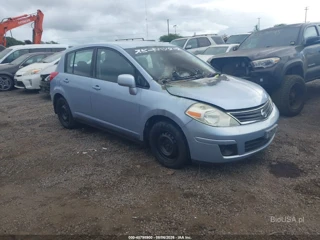 NISSAN NISSAN VERSA 1.8S