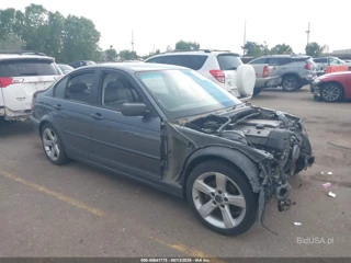 BMW 323I