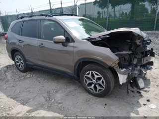 SUBARU SUBARU FORESTER PREMIUM