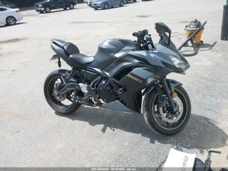 KAWASAKI KAWASAKI EX650 R