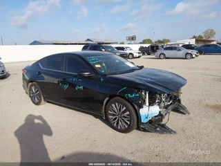 NISSAN NISSAN ALTIMA SV FWD