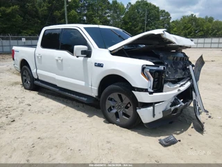 FORD FORD F-150 LIGHTNING LARIAT