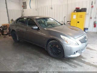 INFINITI INFINITI Q40