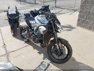 KAWASAKI KAWASAKI ZR900 S