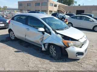KIA KIA RIO5 EX