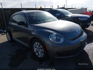 VOLKSWAGEN VOLKSWAGEN BEETLE 2.5L ENTRY