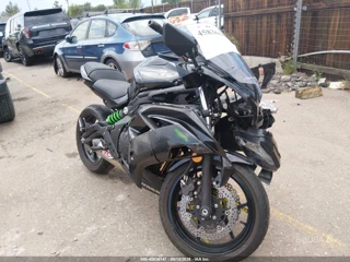 KAWASAKI KAWASAKI EX650 E