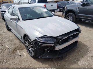 GENESIS GENESIS G70 2.5T AWD
