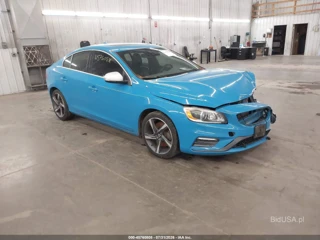 VOLVO VOLVO S60 T6 R-DESIGN PLATINUM
