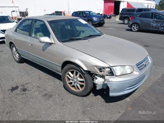 TOYOTA TOYOTA CAMRY LE V6