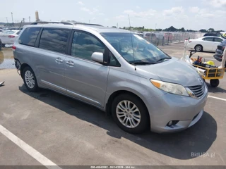 TOYOTA TOYOTA SIENNA XLE V6 8 PASSENGER