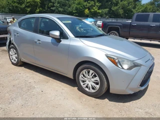TOYOTA TOYOTA YARIS L
