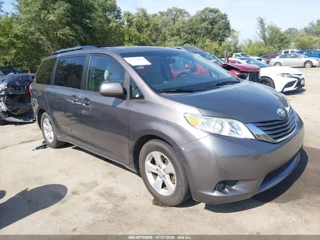 TOYOTA TOYOTA SIENNA LE 8 PASSENGER