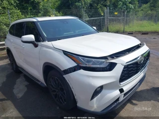 TOYOTA TOYOTA HIGHLANDER LIMITED