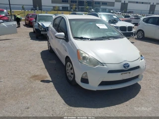 TOYOTA TOYOTA PRIUS C TWO