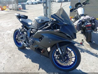 YAMAHA YAMAHA YZFR7