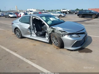 TOYOTA TOYOTA CAMRY HYBRID XLE