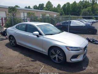 VOLVO VOLVO S60 RECHARGE PLUG-IN HYBRID T8 INSCRIPTION