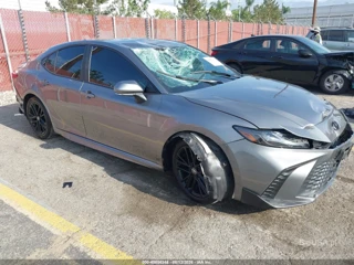 TOYOTA TOYOTA CAMRY SE