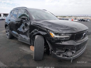 VOLVO VOLVO XC40 RECHARGE PURE ELECTRIC P8 TWIN PLUS