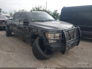 FORD FORD F-250 LARIAT