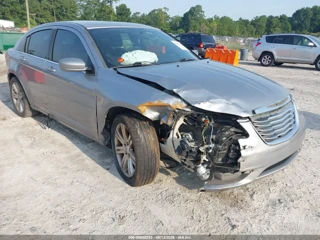 CHRYSLER CHRYSLER 200 LX