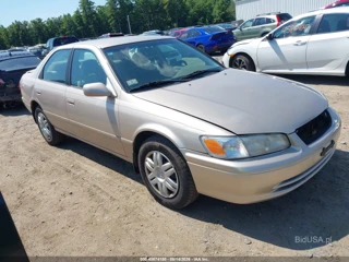 TOYOTA TOYOTA CAMRY LE