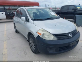 NISSAN NISSAN VERSA 1.8S