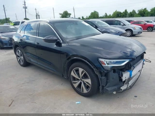 AUDI AUDI Q8 E-TRON PREMIUM PLUS QUATTRO