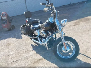 HARLEY-DAVIDSON HARLEY-DAVIDSON FLSTC HERITAGE SOFTAIL CLASSIC