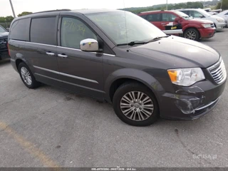 CHRYSLER CHRYSLER TOWN & COUNTRY TOURING-L