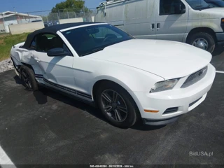 FORD FORD MUSTANG V6 PREMIUM